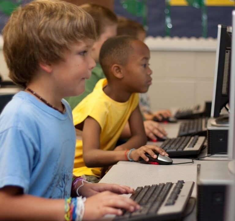 Tecnologia educação